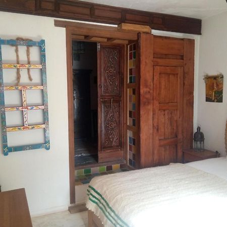 Bed and Breakfast Dar Kamalchaoui à Bhalil Extérieur photo